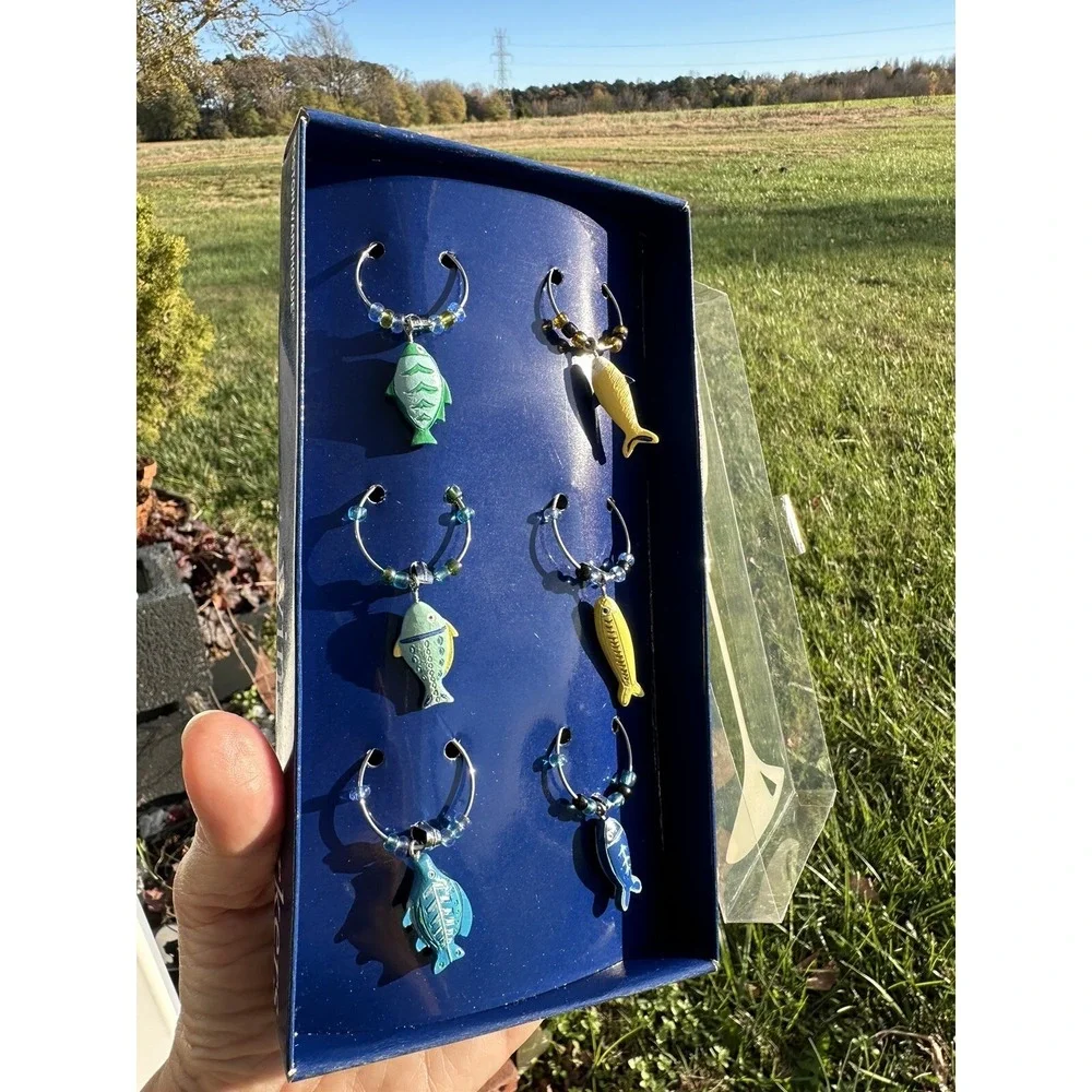 NIB Set of 6 Wine Glass Charms Fish Boston‎ Warehouse Drink Markers
